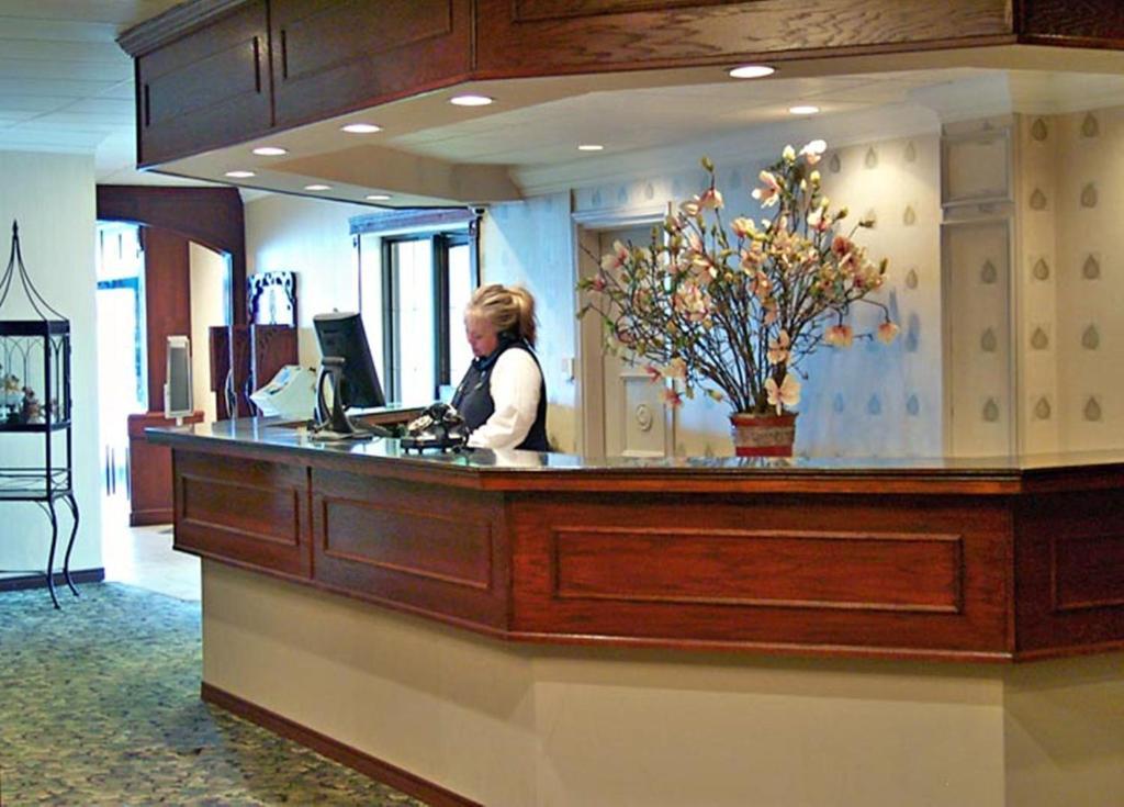 Ambassador Hotel Sudbury Zewnętrze zdjęcie